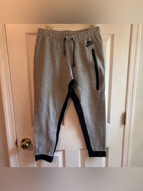 Nike Tech Fleece Joggers Gray Black Zip Pocket Sweatpants Women's M